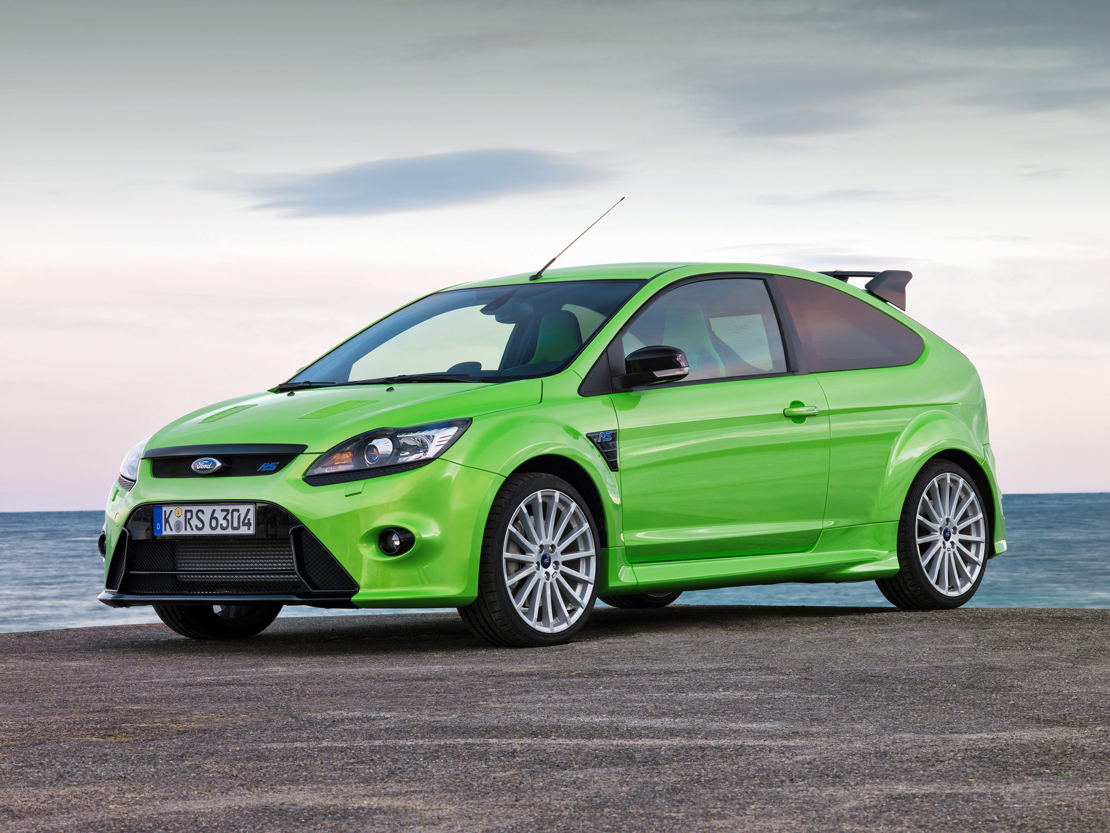 ford-focus-ii-rs-2-5-t-305ch-54547.jpg