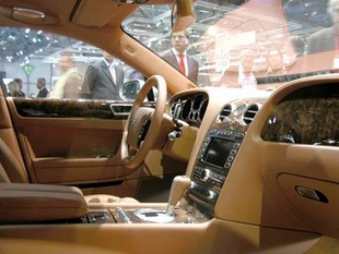 BENTLEY Flying Spur