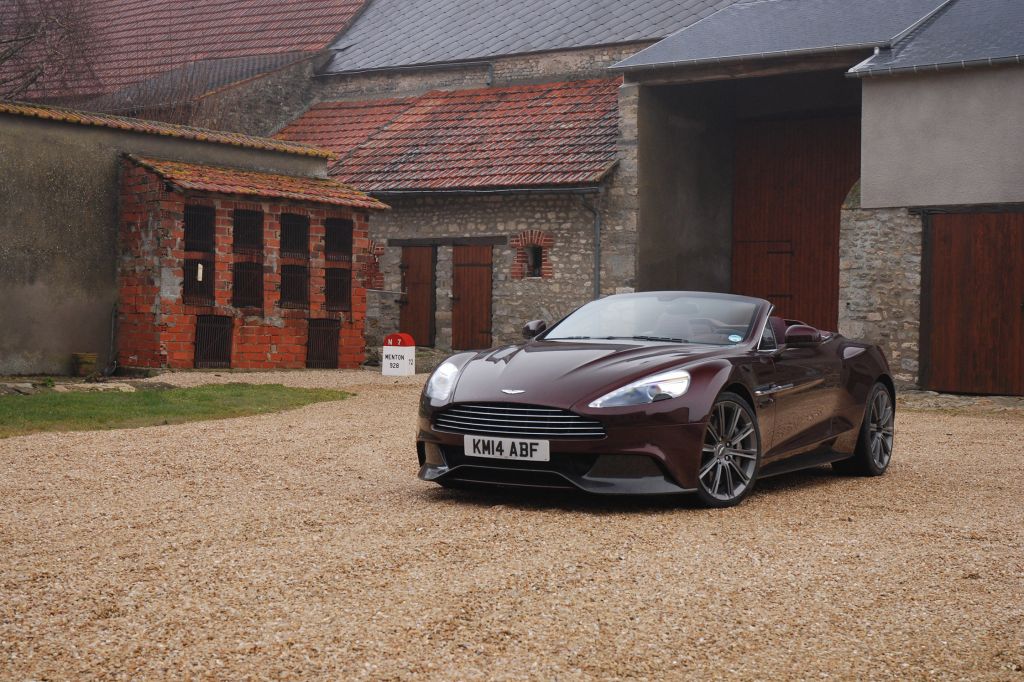 ASTON MARTIN Vanquish Volante