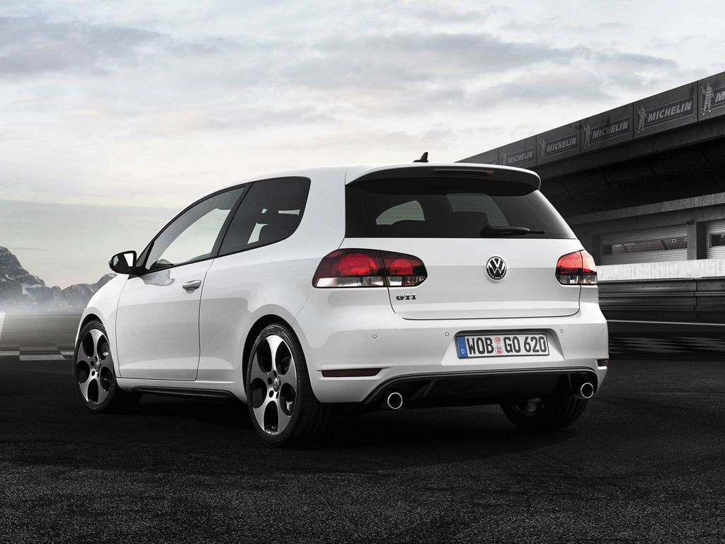 VOLKSWAGEN Golf GTI  Concept