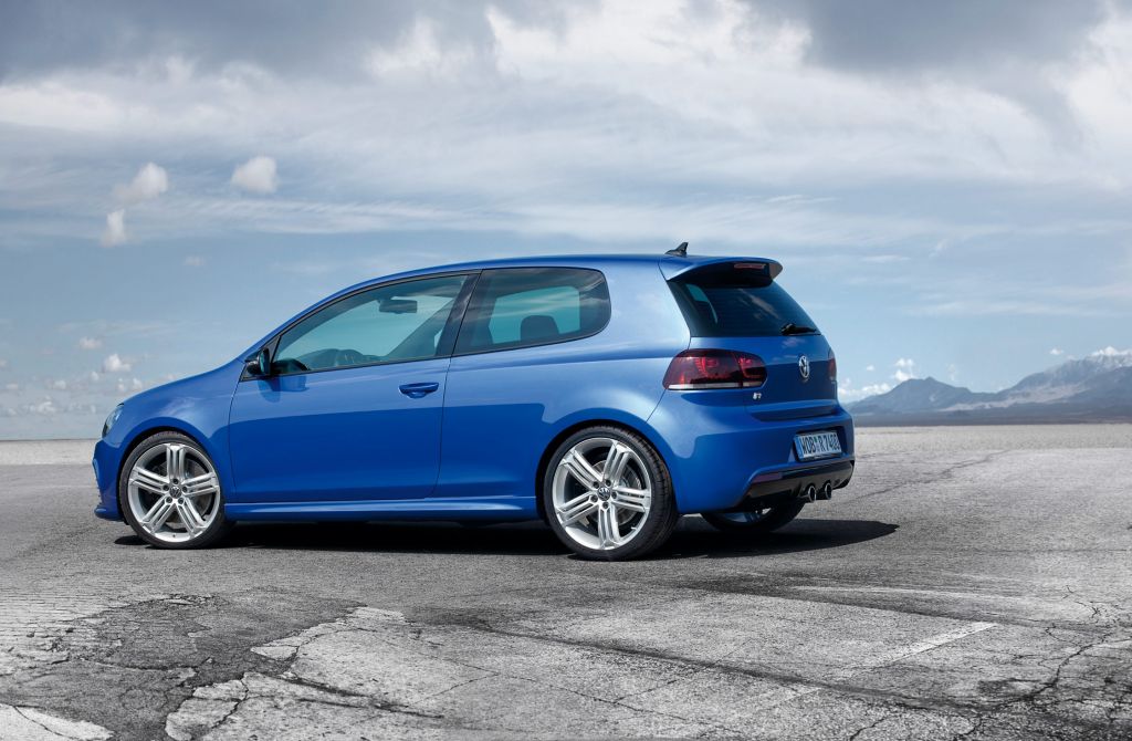 VOLKSWAGEN Golf VI R