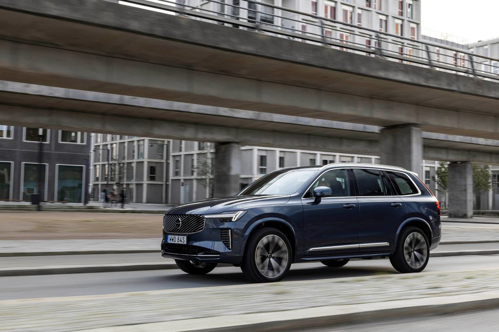 VOLVO XC90 T8