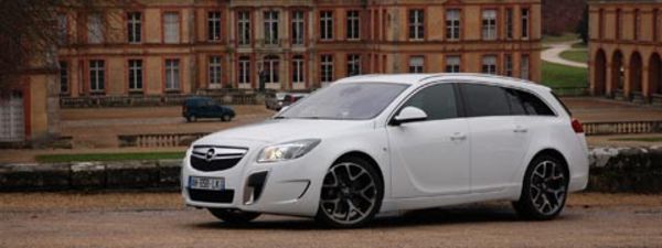 Opel insignia gtc