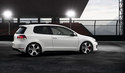 VOLKSWAGEN Golf GTI DSG