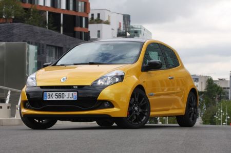 RENAULT CLIO III RS 2.0L 16v ESSENCE 203 ch EDITION SPORT CUP EN
