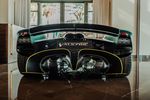 Fernando Alonso a pris possession de son Aston Martin Valkyrie