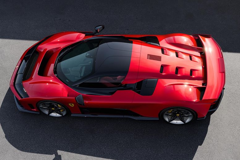 Ferrari a levé le voile sur sa nouvelle Supercar F80