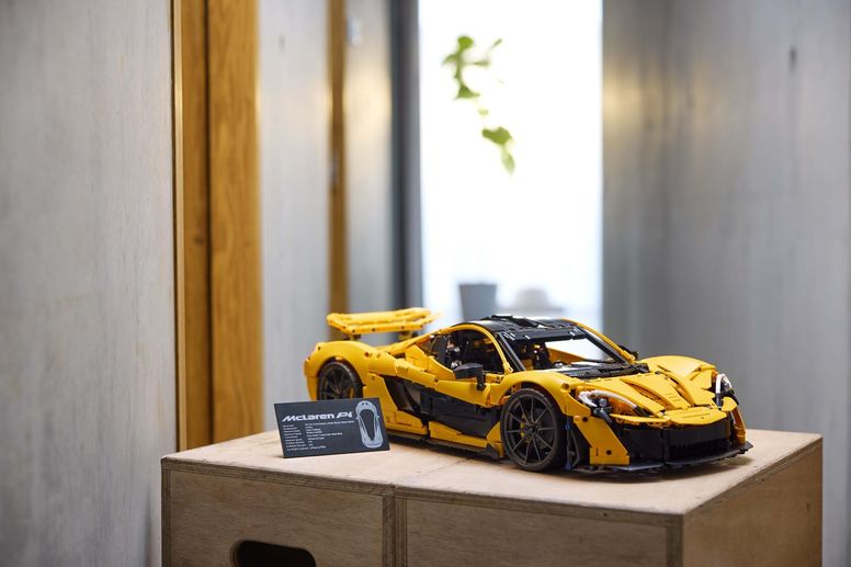 La McLaren P1 intègre la gamme Lego Technic