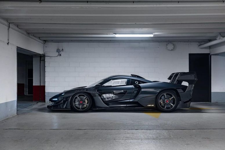 L'unique McLaren Senna GTR LM 25 by Lanzante en vente chez RM Sotheby's