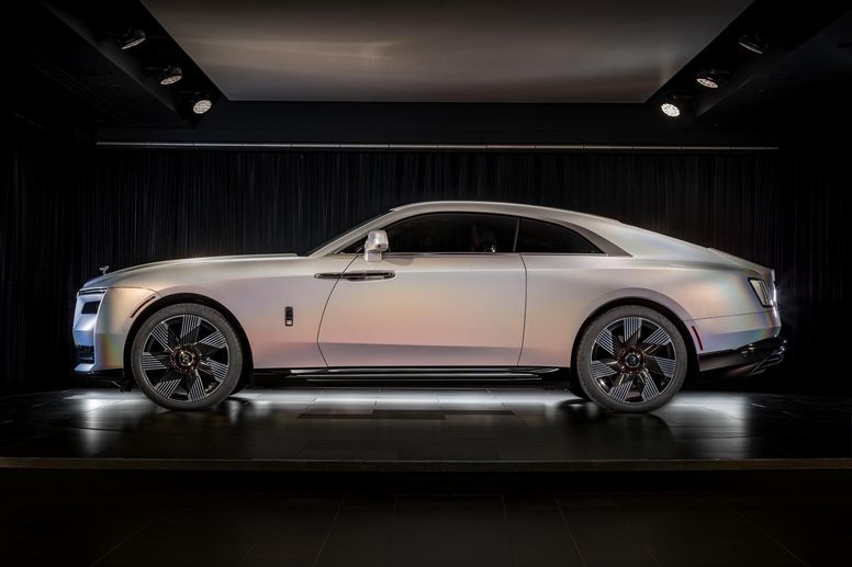 Rolls-Royce présente le one-off  Spectre Lunaflair