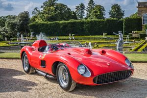 Une Ferrari 335 S s'offre le Best of Show à Salon Privé 2024