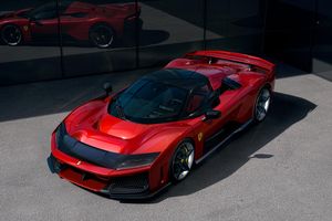 Ferrari a levé le voile sur sa nouvelle Supercar F80