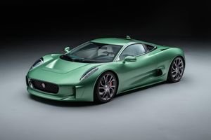 Callum a livré sa deuxième Jaguar C-X75