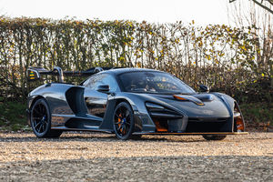 La première McLaren Senna bientôt aux enchères par Iconic Auctioneers