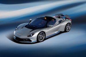 Automobili Pininfarina présente le one-off Battista Targamerica