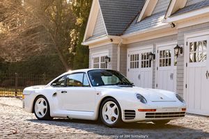 Une Porsche 959 Sport aux enchères à Miami