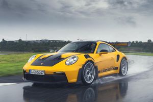 Porsche et Michelin proposent un nouveau pneumatique pluie