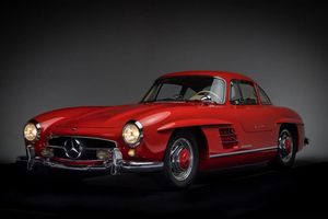 RM Sotheby's : la dernière Mercedes-Benz 300SL produite bientôt à vendre