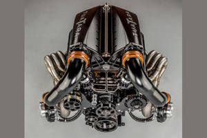 SSC North America dévoile le moteur V8 de sa Tuatara