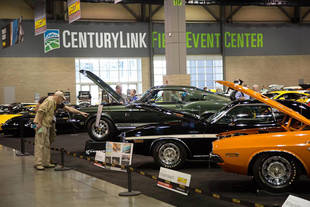 Vente Mecum Auctions à Seattle