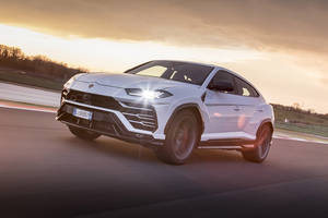 Le SUV Urus booste les ventes de Lamborghini