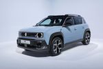 La Renault 4 E-Tech 100 % électrique est arrivée