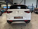 ALFA ROMEO STELVIO Veloce Ti 2.0 Q4 280 ch SUV Blanc occasion - 29 900 €, 103 251 km