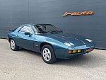 PORSCHE 928